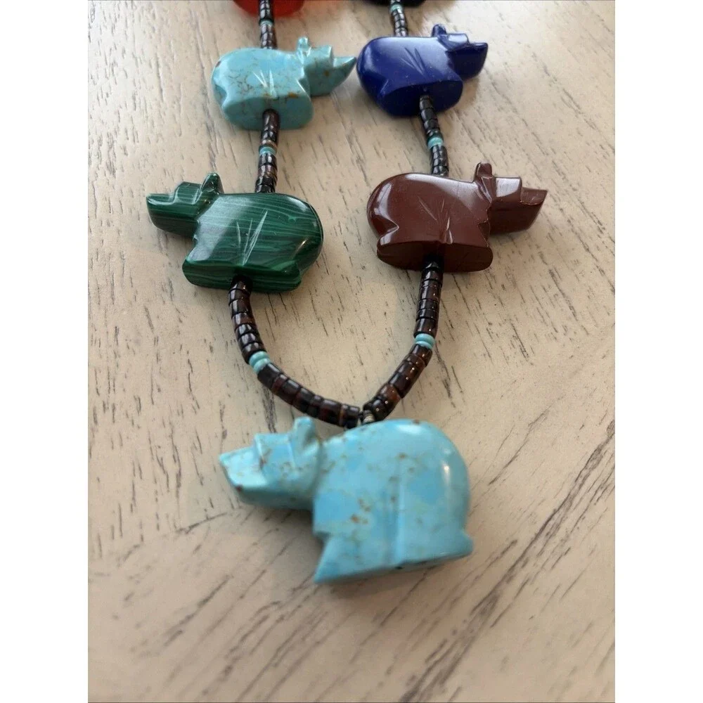 NATIVE AMERICAN CARVED TURQUOISE & STONE BEAR BEARS HEISHI FETISH NECKLACE 30”L - Picture 2 of 5